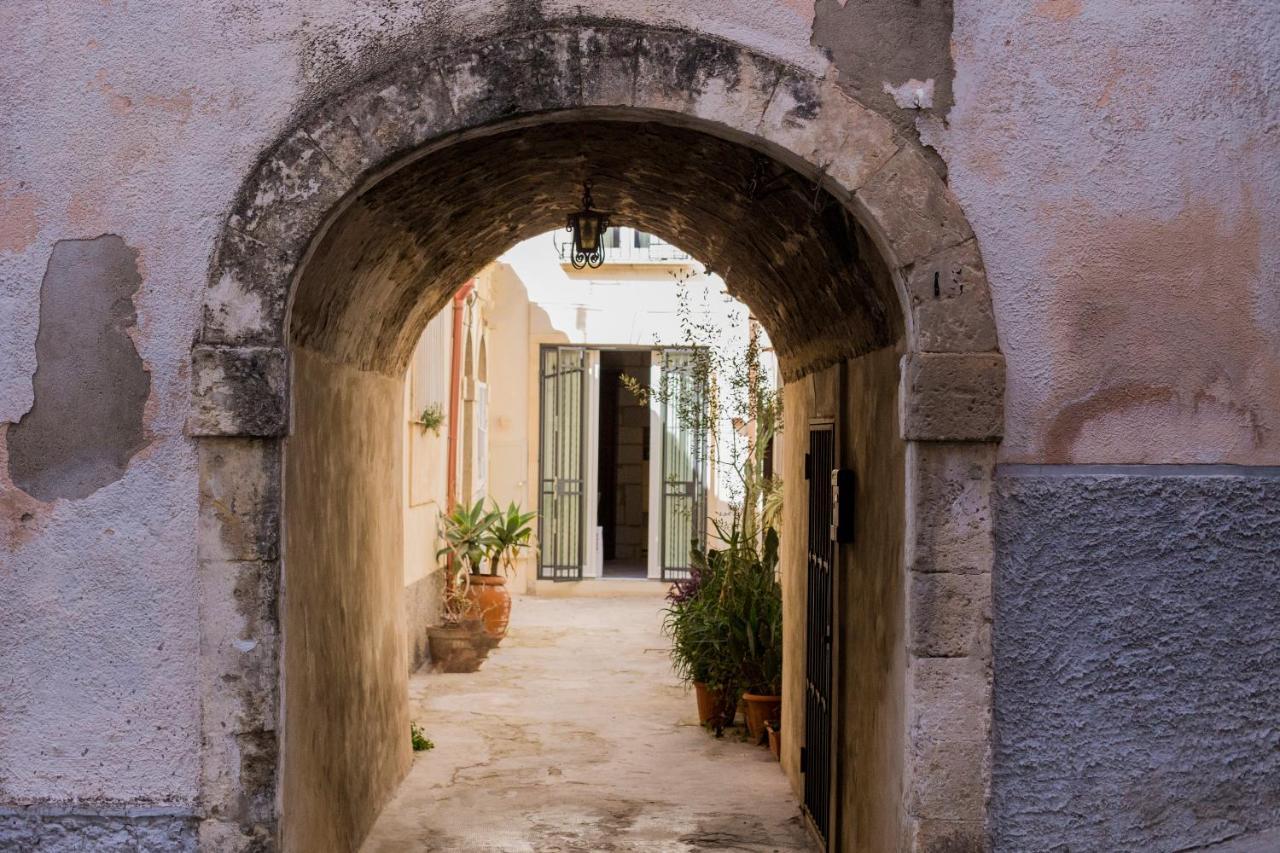 Villa La Dimora sotto le Stelle Noto Esterno foto