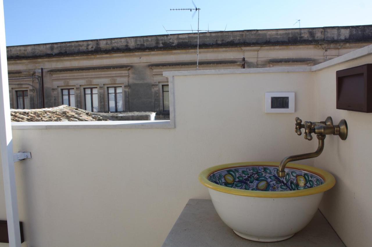 Villa La Dimora sotto le Stelle Noto Esterno foto